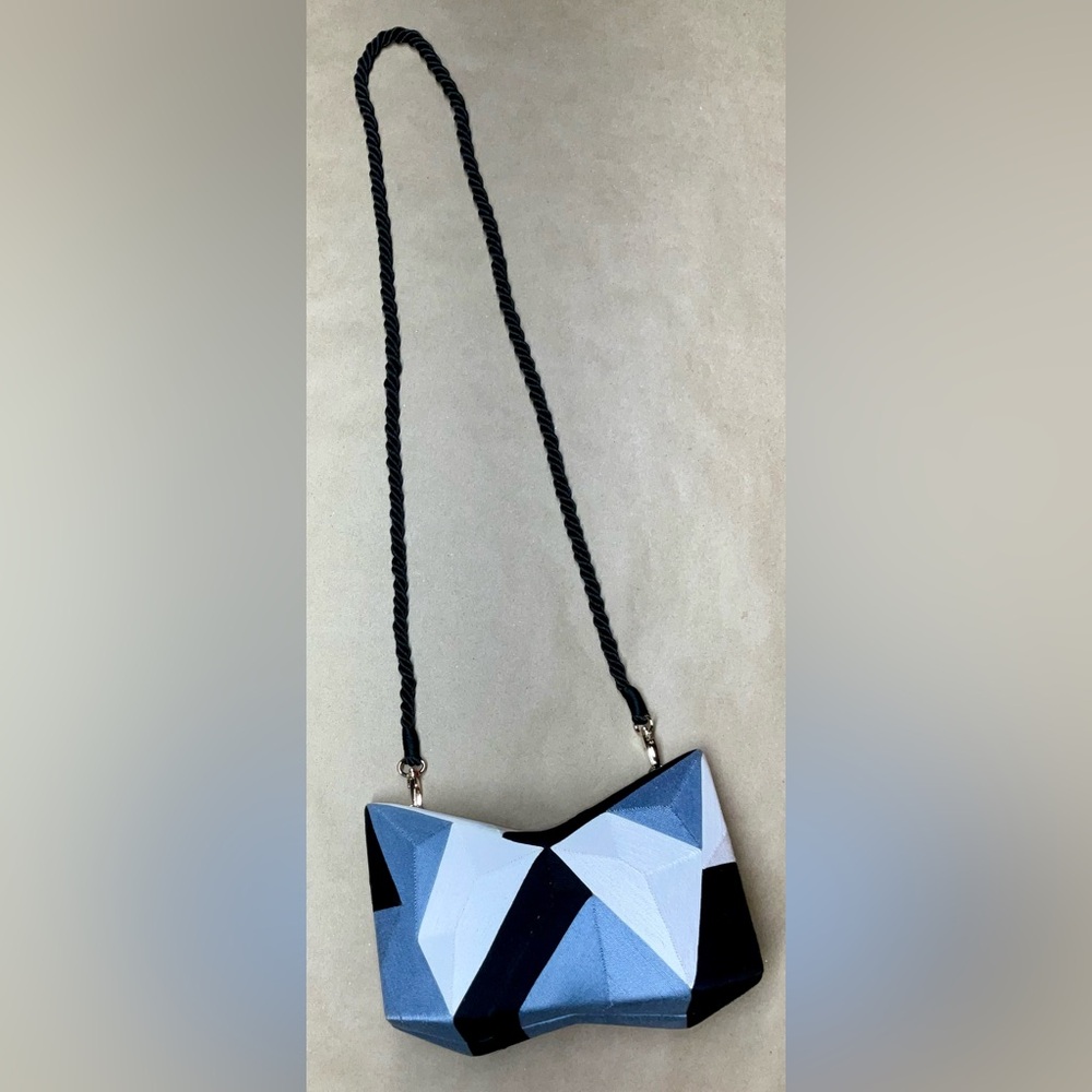 Beatriz / Costa Del Sol - Star Clutch Bag - sustainable/ethical - handcrafted - Picture 5 of 16